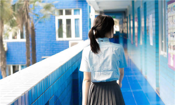 天山如何找到一个可以帮助我生孩子的女人？